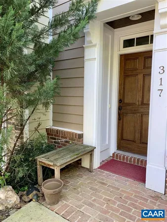 $3,200 | 317 Poplar Glen Court, Charlottesville, VA 22903