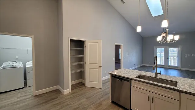 $2,200 | 1088 Northwest 126 Way, Newberry, FL 32669