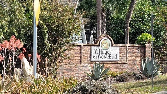 $2,200 | 1088 Northwest 126 Way, Newberry, FL 32669