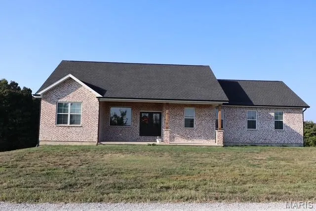 $489,000 | 436 Emerald Valley Ln Cape, Cape Girardeau, MO 63701
