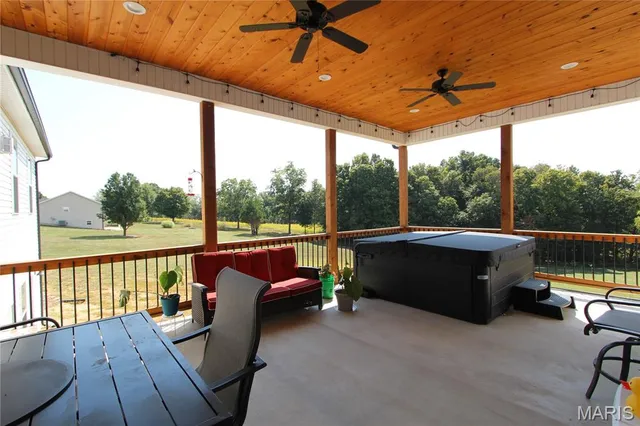 $489,000 | 436 Emerald Valley Ln Cape, Cape Girardeau, MO 63701