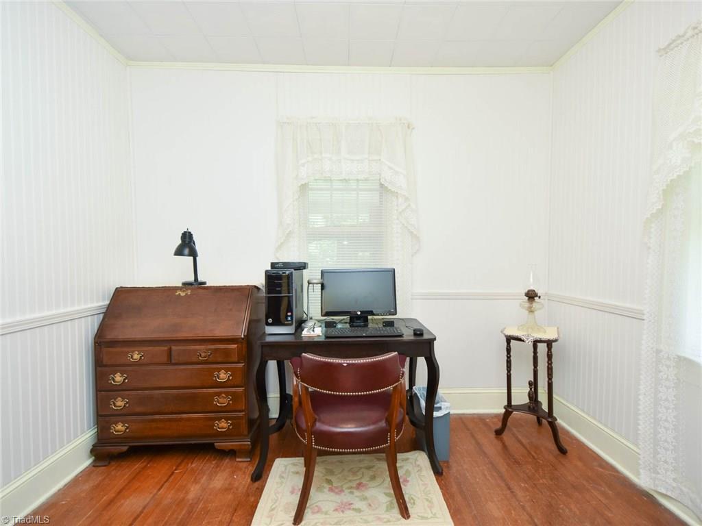 Gallery Image 7