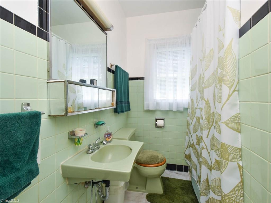 157 Old Hollow Road Rural Hall, NC 27045 - Photo 10 of 18 Gallery Image 10