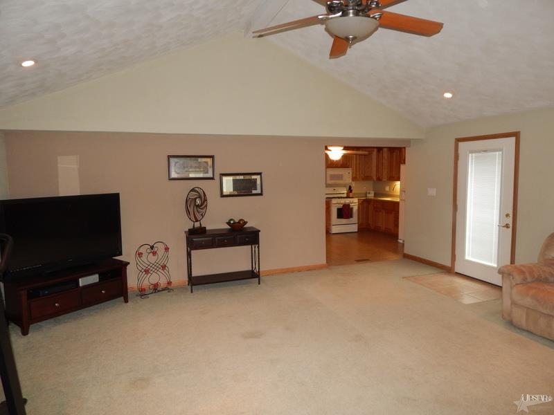 33 Westgate Road Bluffton, IN 46714 - Photo 8 of 28 Gallery Image 8