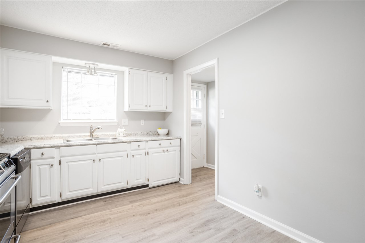 5809 Nottoway Court, Unit C Raleigh, NC 27609 - Photo 8 of 26 Photo 8