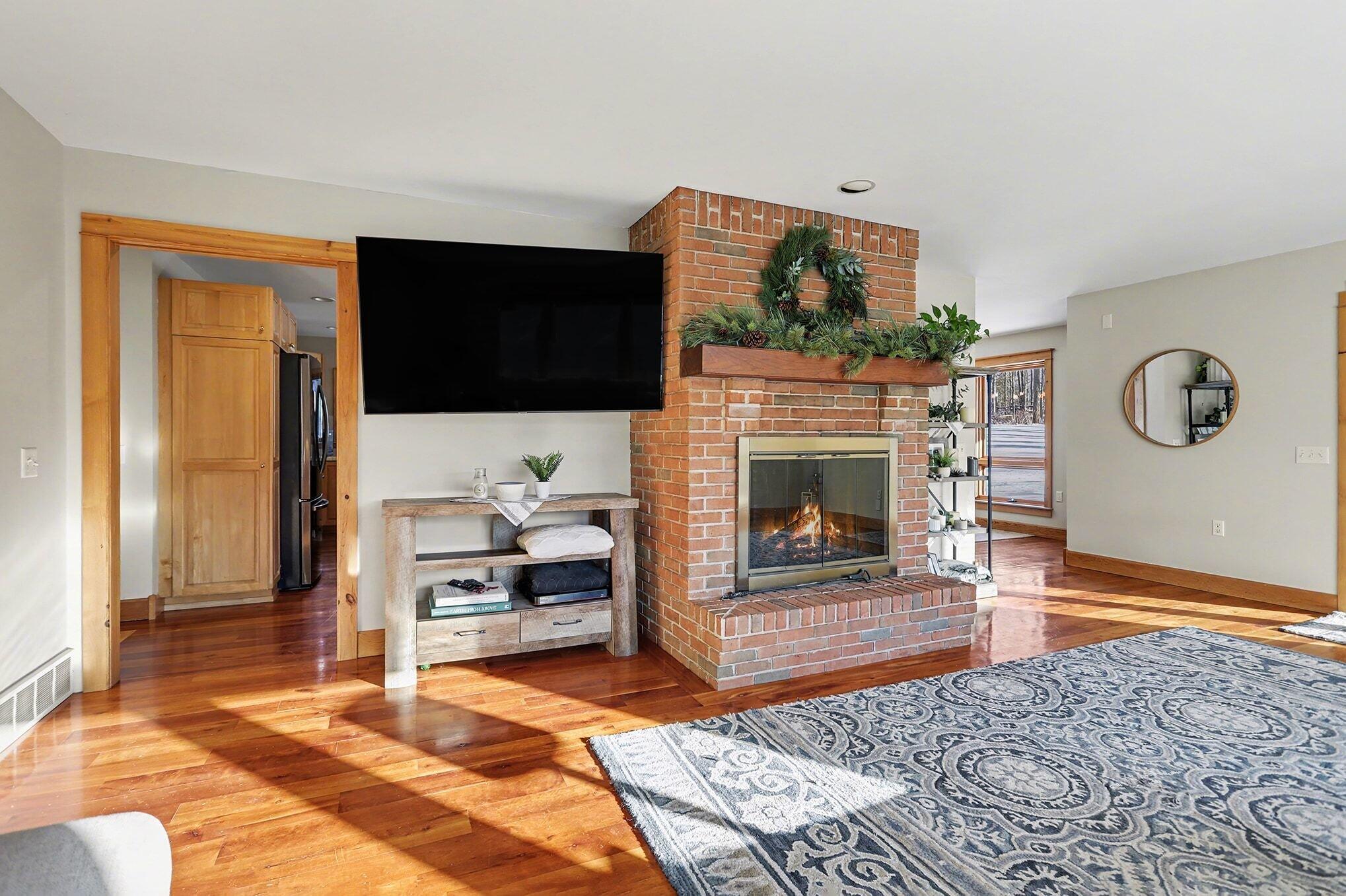 6130 Greggs Crossing Road Nashville, MI 49073 - Photo 10 of 49 Living Room into Kitchen