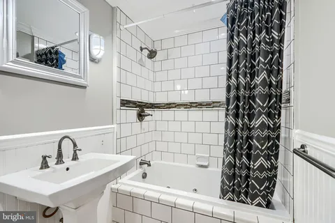 $399,900 | 736 Light Street, Baltimore, MD 21230