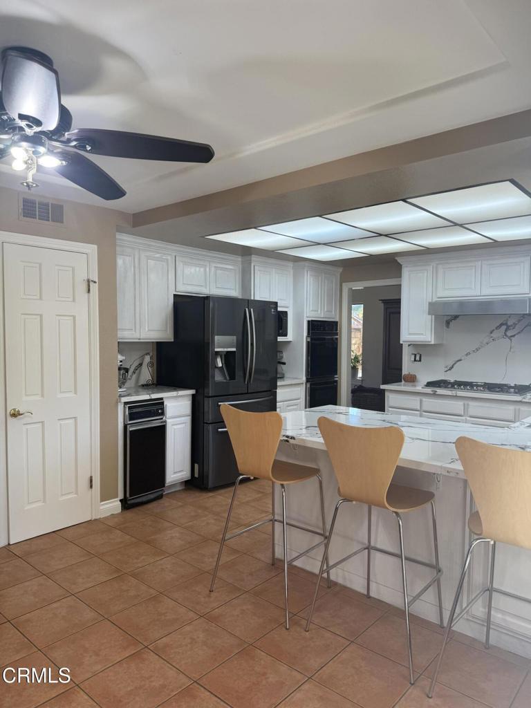652 Stonebrook Street Simi Valley, CA 93065 - Photo 16 of 69 IMG_7268