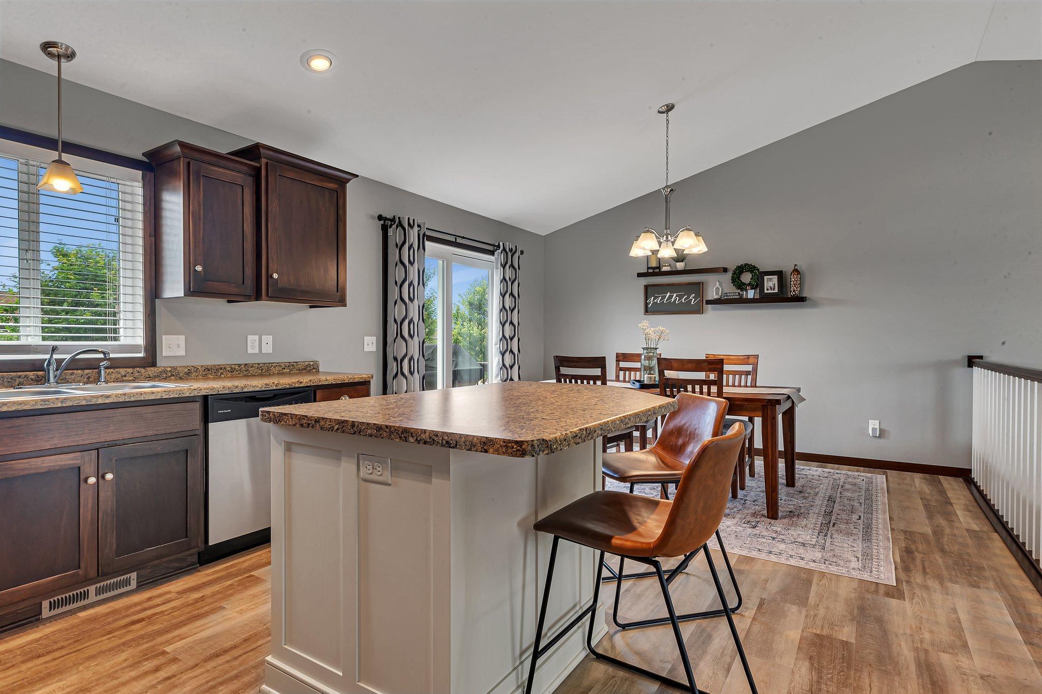 1312 Mockingbird Loop Sartell, MN 56377 - Photo 7 of 39
