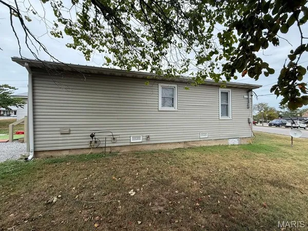 $92,500 | 609 South 1st Street, Houston, MO 65483