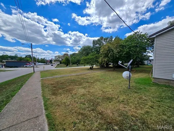 $92,500 | 609 South 1st Street, Houston, MO 65483