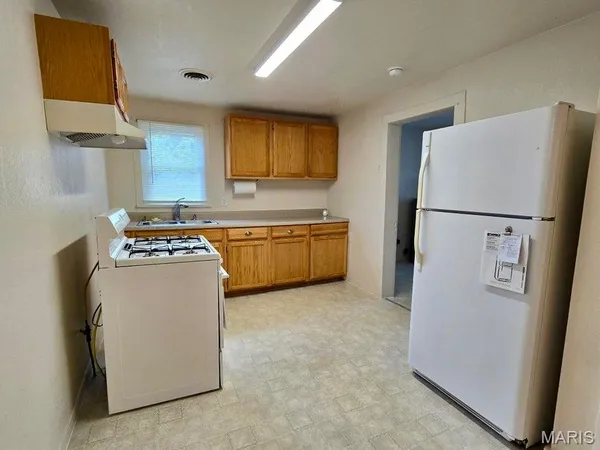 $92,500 | 609 South 1st Street, Houston, MO 65483