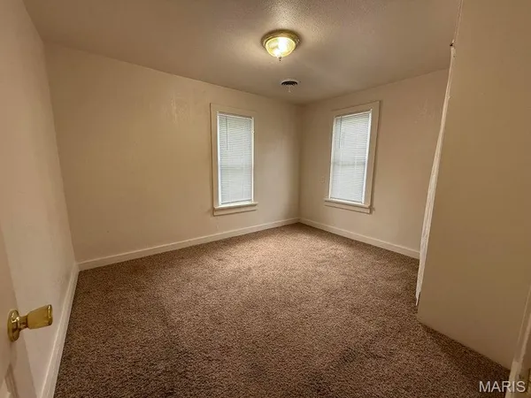 $92,500 | 609 South 1st Street, Houston, MO 65483