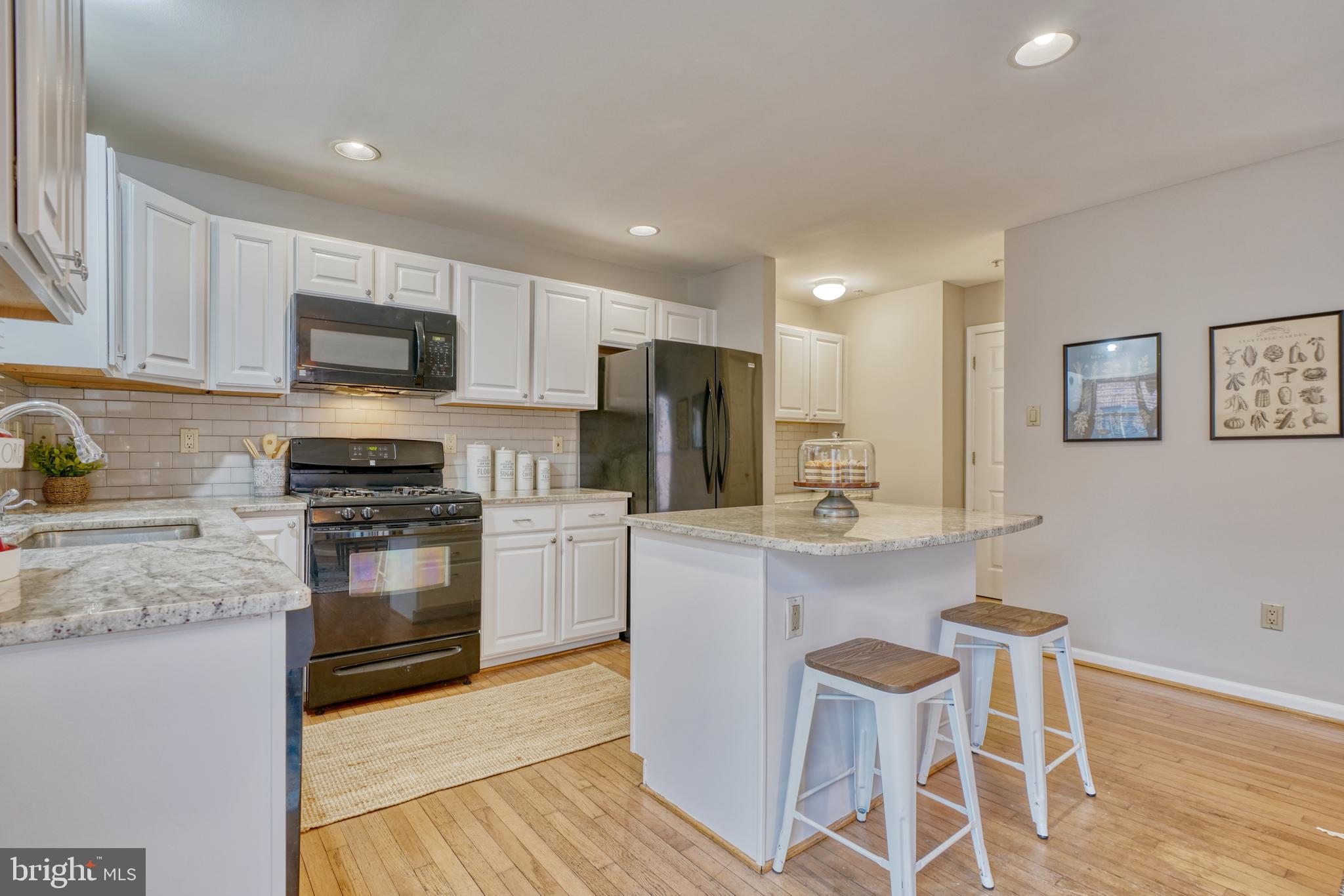817 South Hanover Street Baltimore, MD 21230 - Photo 17 of 53