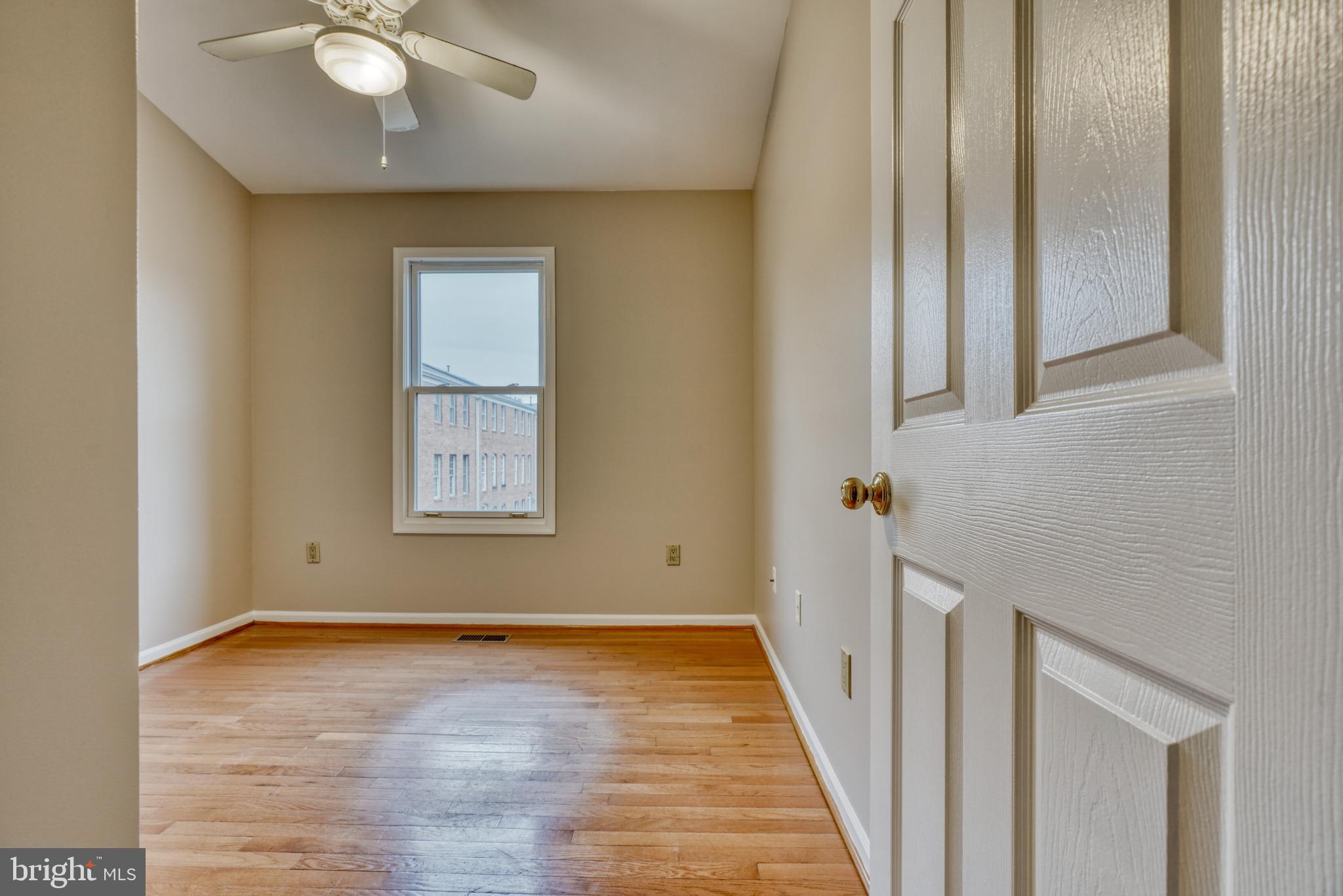817 South Hanover Street Baltimore, MD 21230 - Photo 37 of 53