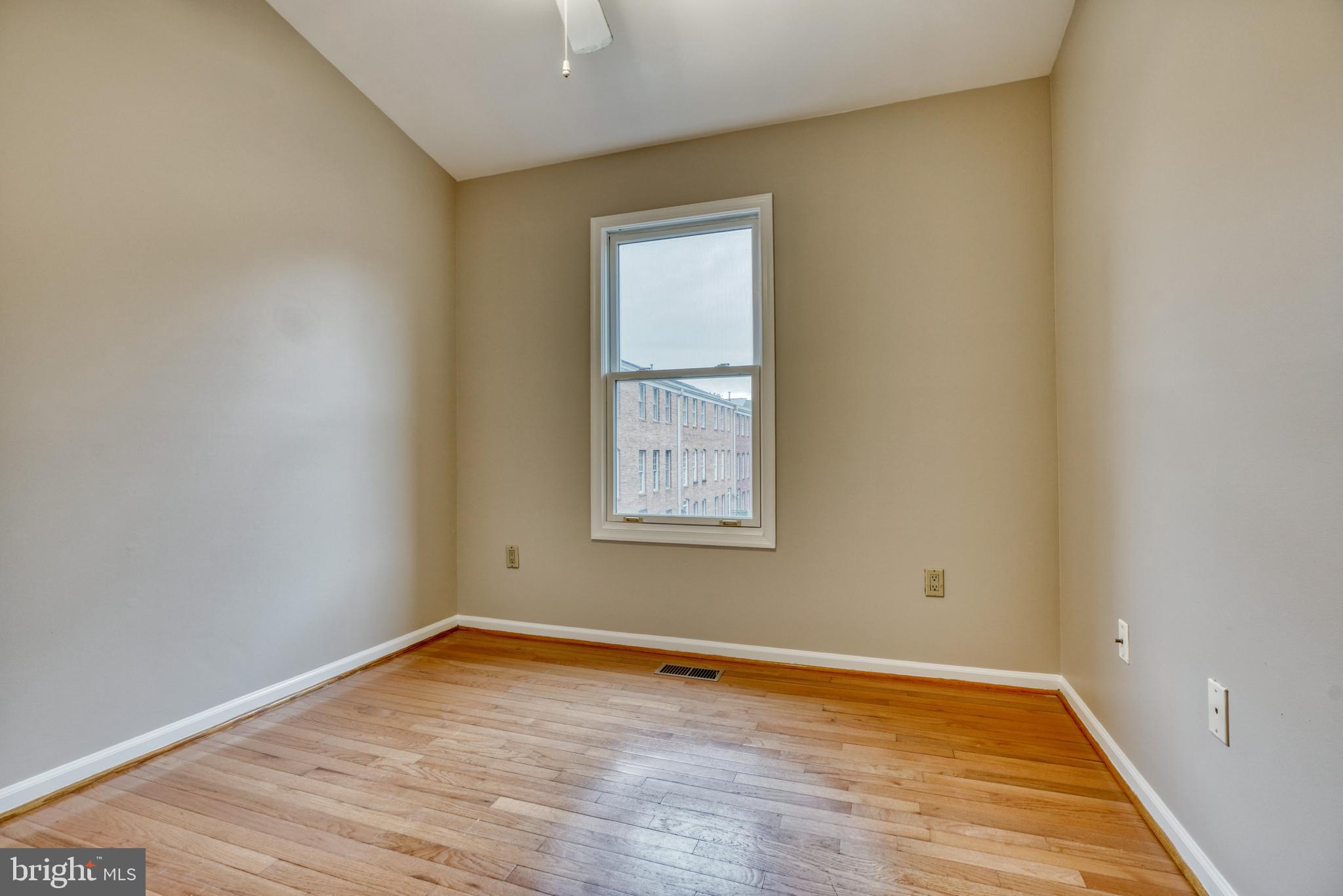 817 South Hanover Street Baltimore, MD 21230 - Photo 38 of 53