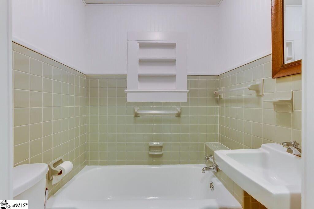 160 Duncan Chapel Road Greenville, SC 29617 - Photo 16 of 30 Gallery Image 16