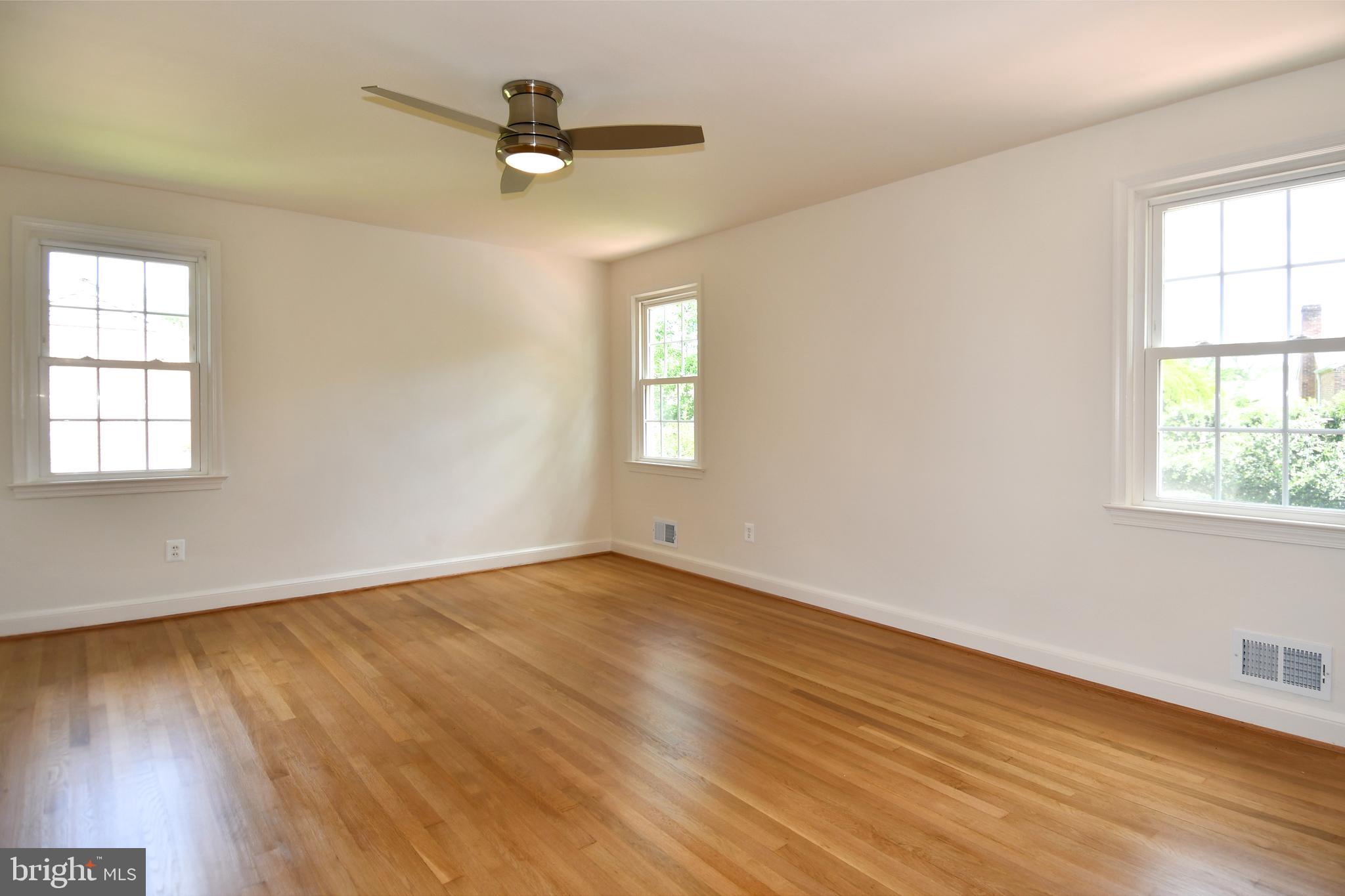 7109 Radnor Road Bethesda, MD 20817 - Photo 23 of 82 PRIMARY EN-SUITE 1 HAS REFINISHED HARDWOOD FLRS