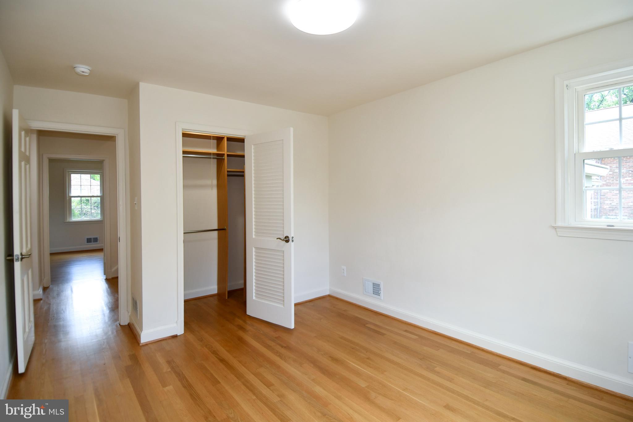 7109 Radnor Road Bethesda, MD 20817 - Photo 33 of 82 UPPER LEVEL 1 BEDROOM 3 ENTRANCE