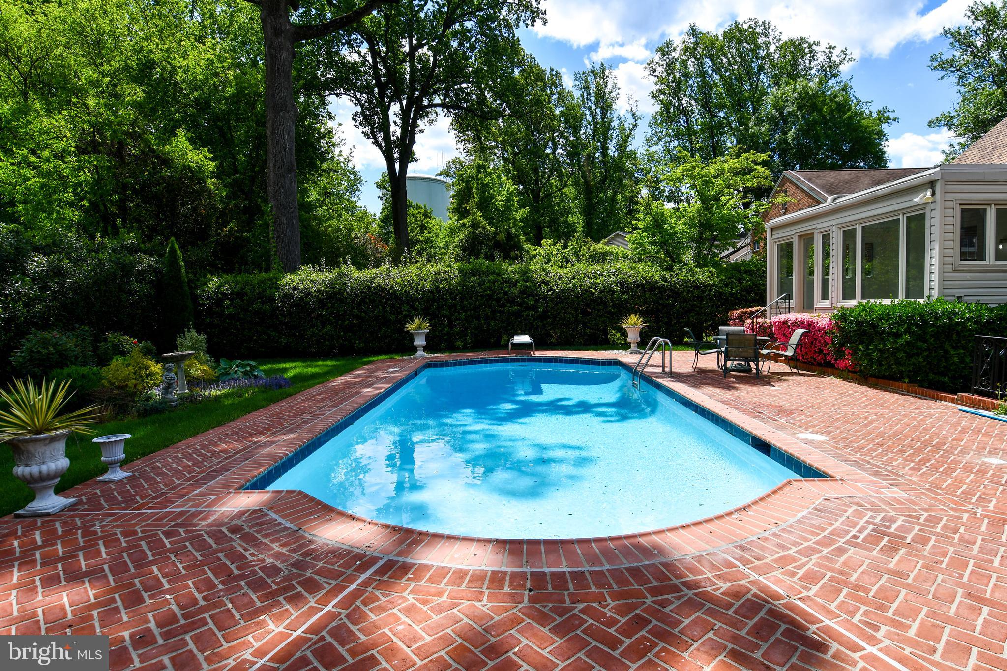 7109 Radnor Road Bethesda, MD 20817 - Photo 62 of 82 BEAUTIFUL VIEW