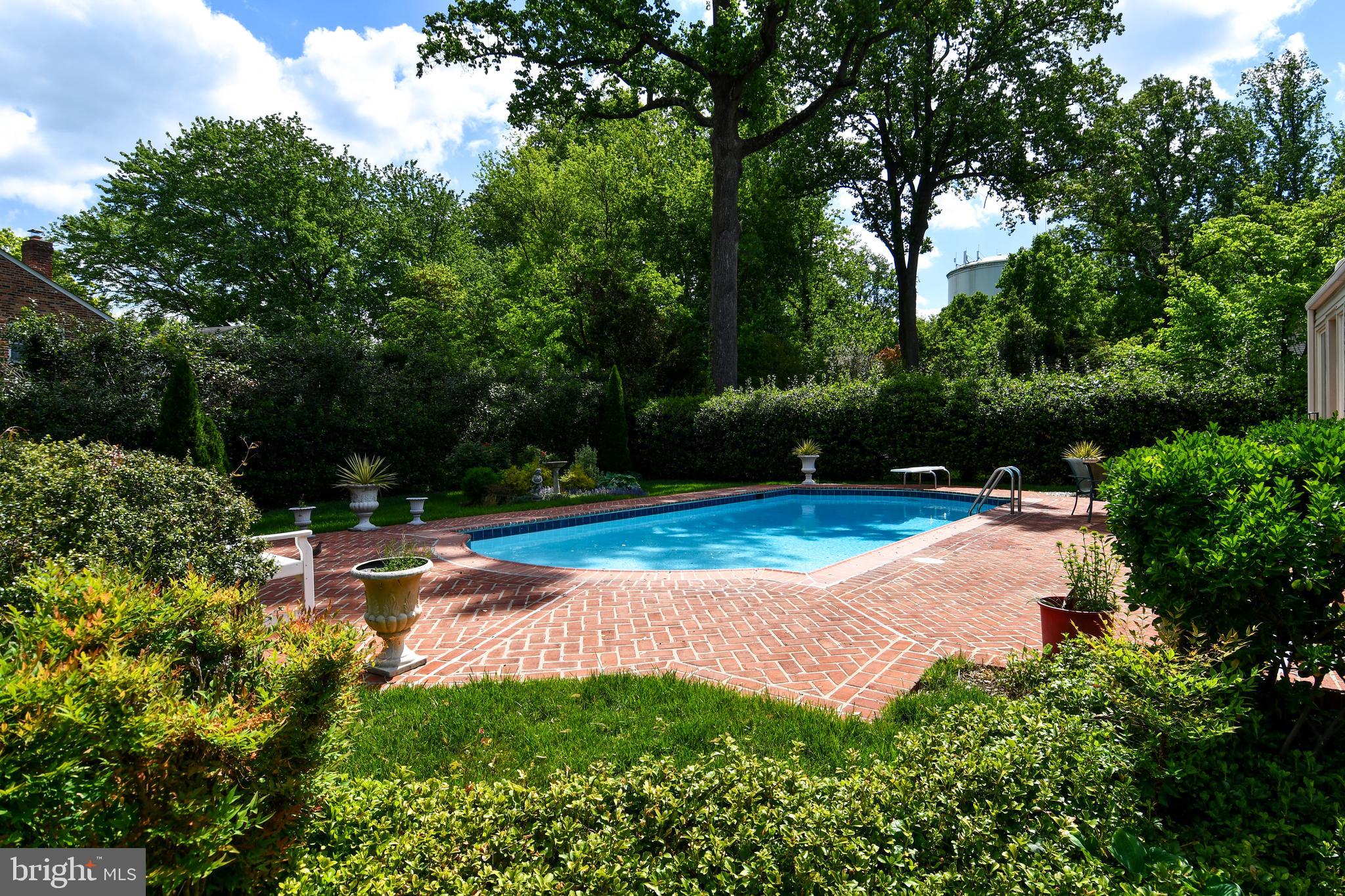 7109 Radnor Road Bethesda, MD 20817 - Photo 67 of 82 BEAUTIFULLY LANDSCAPED EXTERIOR REAR