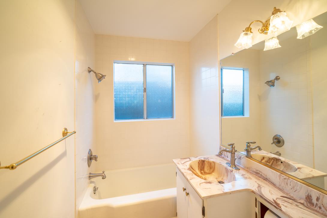 1553 Meadow Lane Mountain View, CA 94040 - Photo 23 of 28