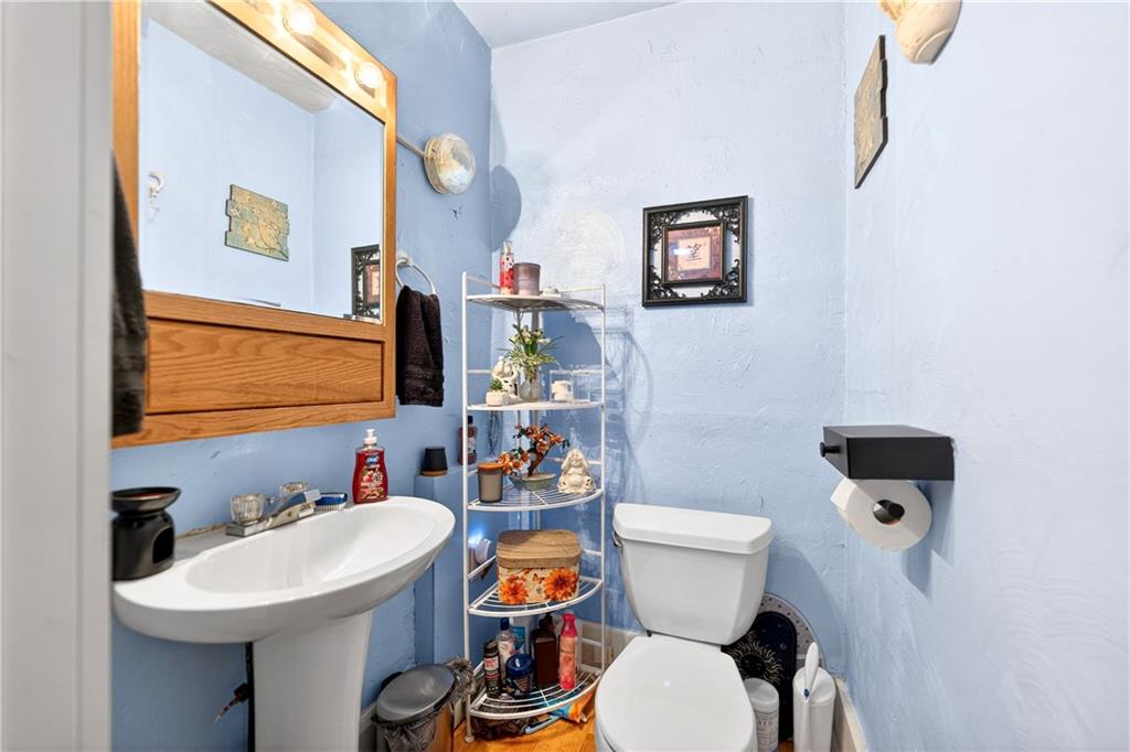 129 5th Street California, PA 15419 - Photo 12 of 38