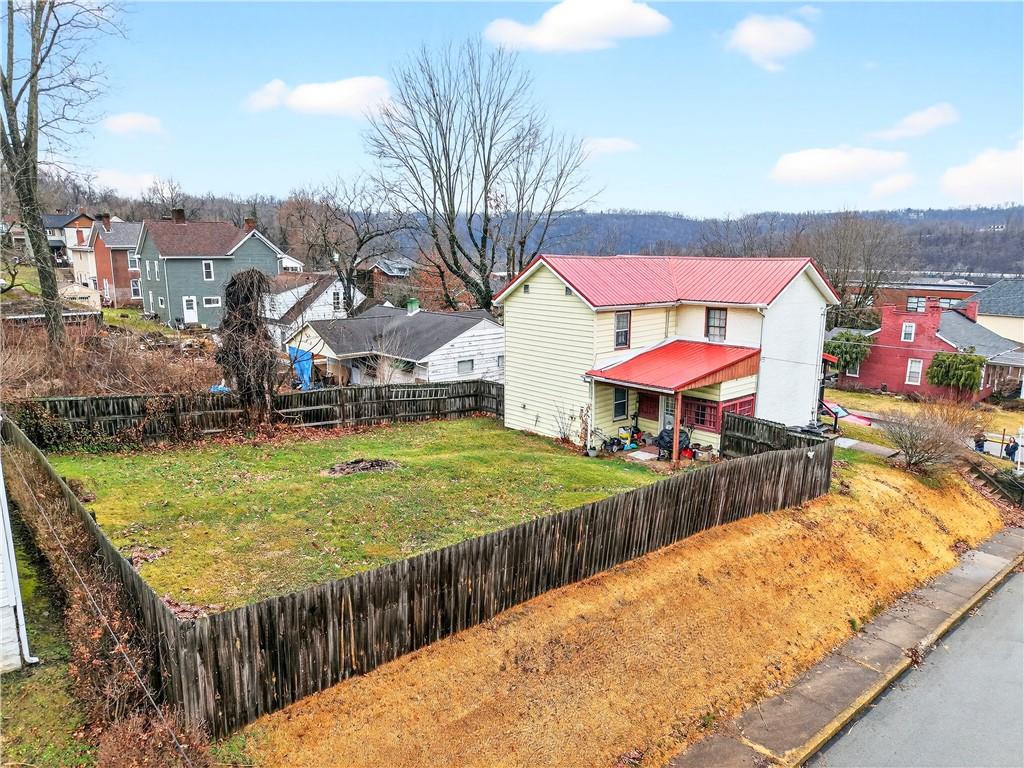 129 5th Street California, PA 15419 - Photo 2 of 38