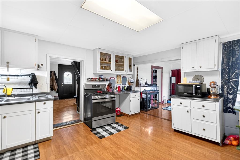 129 5th Street California, PA 15419 - Photo 10 of 38