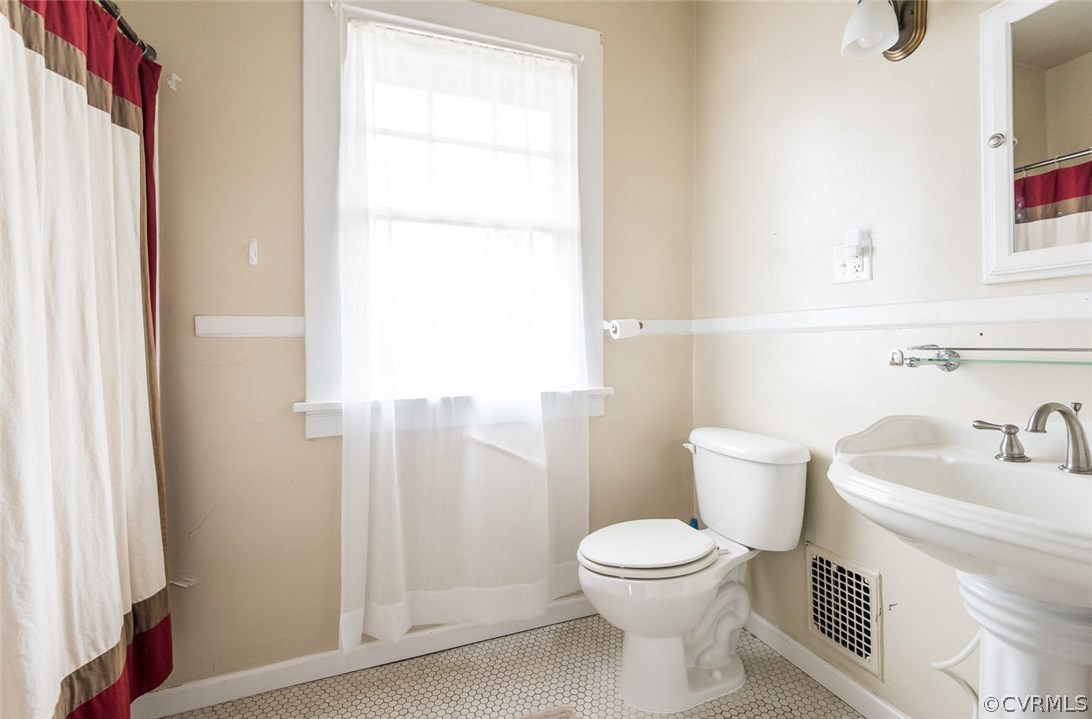 3209 Brook Road Richmond, VA 23227 - Photo 20 of 30 Gallery Image 20