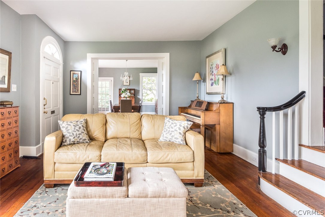 3209 Brook Road Richmond, VA 23227 - Photo 5 of 30 Gallery Image 5