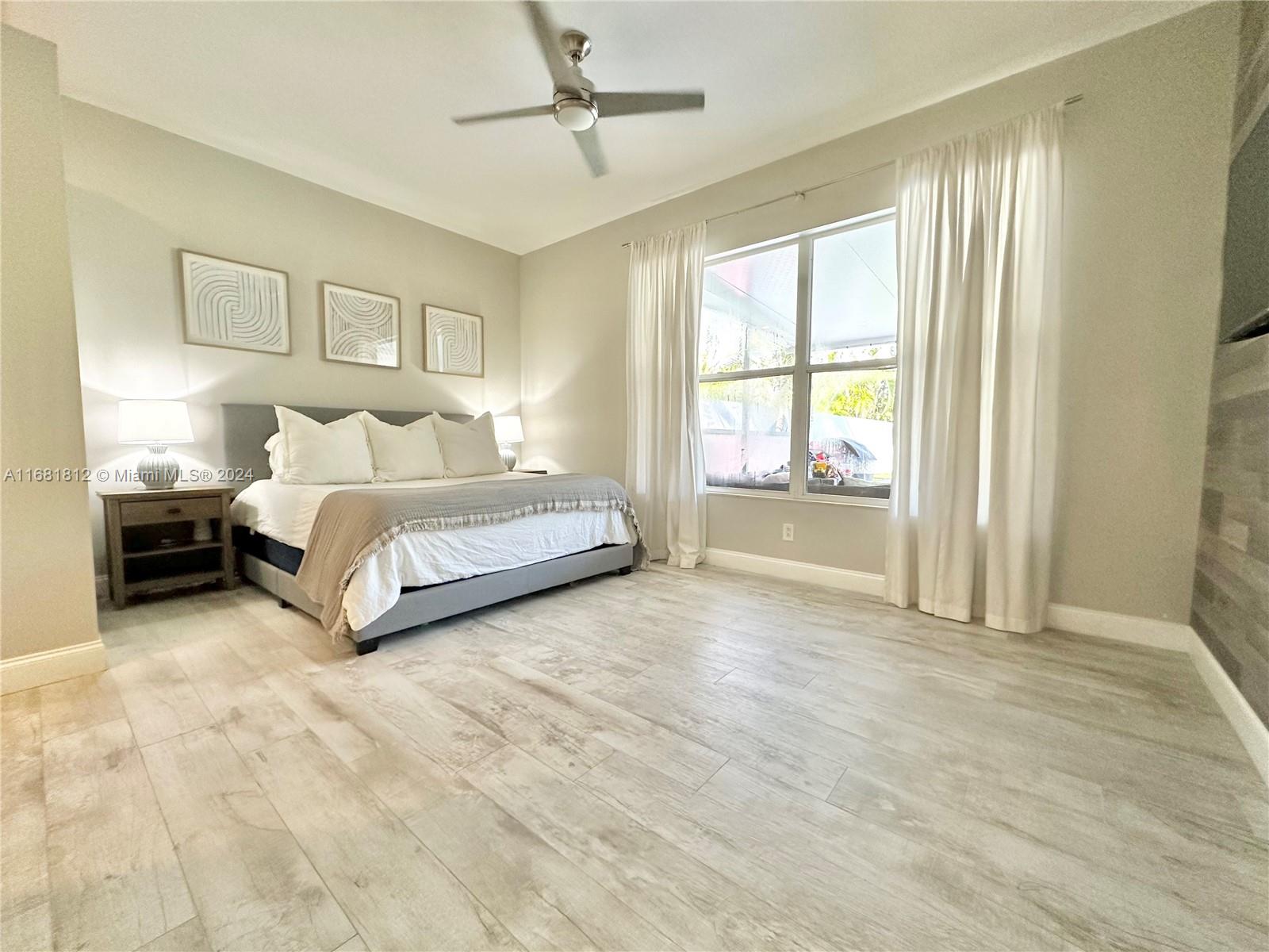 135 Hampton Circle Jupiter, FL 33458 - Photo 16 of 39 Primary