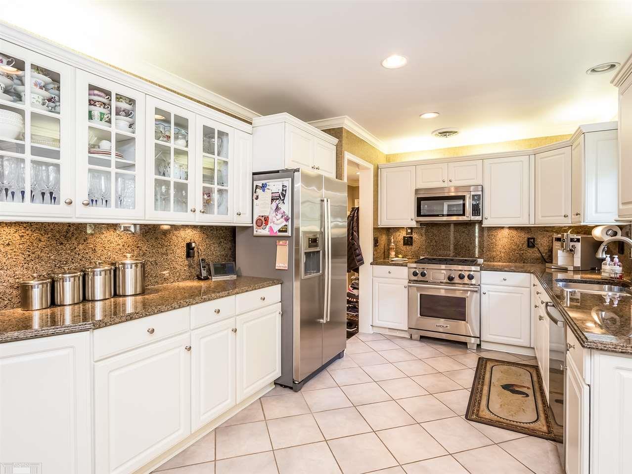 35 Shoreham Road Grosse Pointe, MI 48236 - Photo 19 of 73 31332561-18.JPG