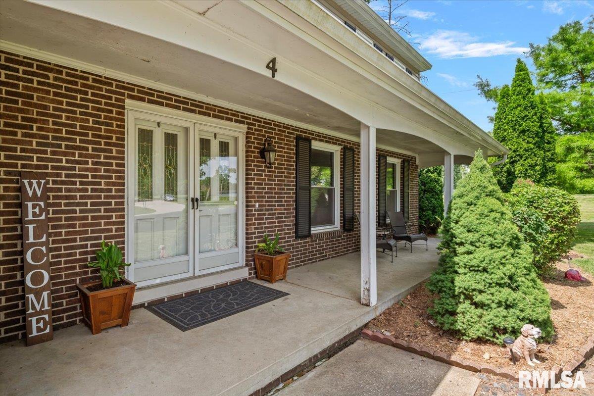 4 Parkway Road Springfield, IL 62712 - Photo 2 of 36