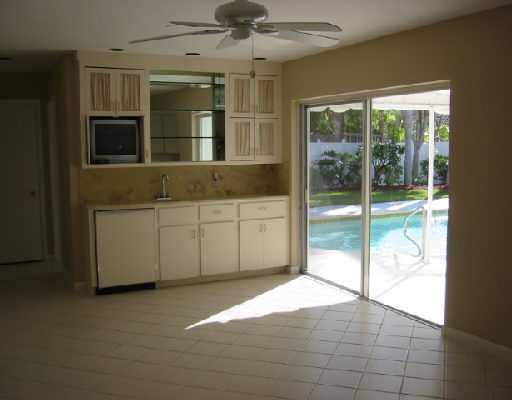 123 Lighthouse Drive Jupiter Inlet Colony, FL 33469 - Photo 4 of 8 Additional Photo