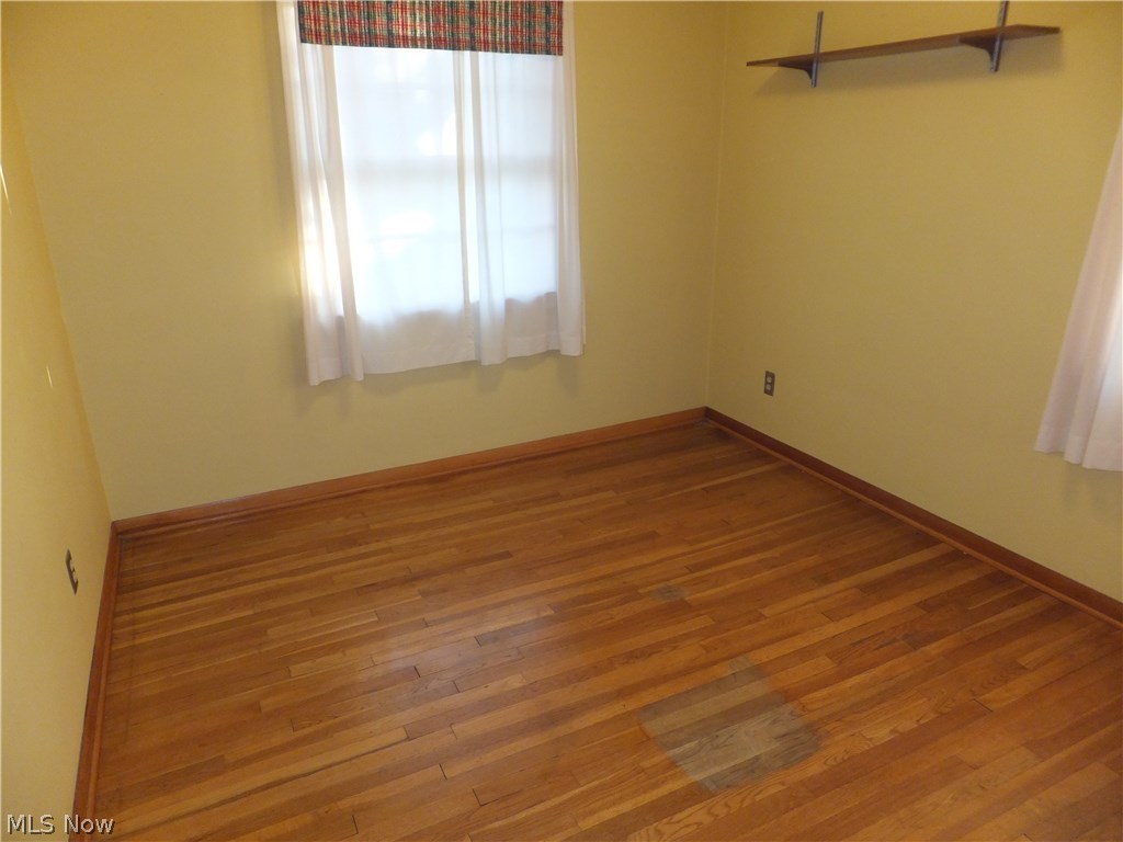 4420 Snow Road Cleveland, OH 44134 - Photo 9 of 20