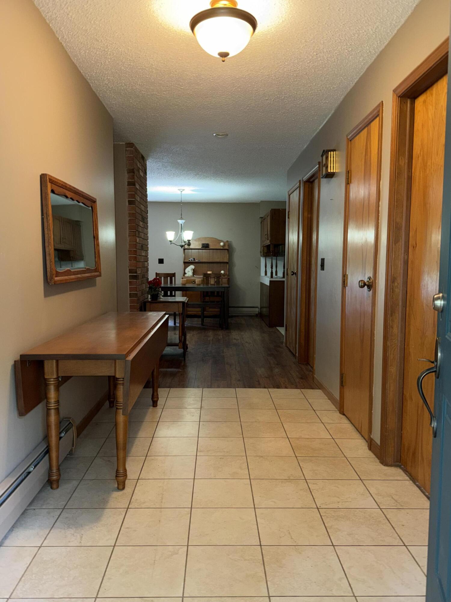 7026 Farr Road Onekama, MI 49675 - Photo 5 of 42 Entry Hall