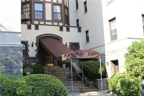 26 Pondfield Road, Unit 1A Bronxville, NY 10708 - Photo 1 of 1 Gallery Image 1