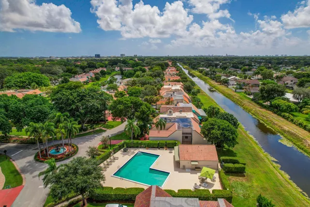 $685,000 | 6200 VÃa Tierra, Boca Raton, FL 33433