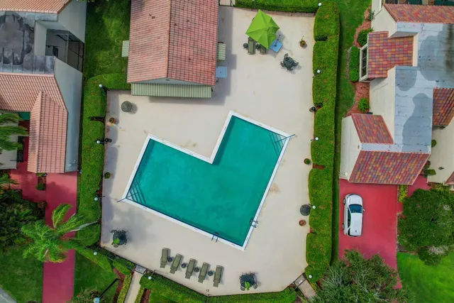 $685,000 | 6200 VÃa Tierra, Boca Raton, FL 33433