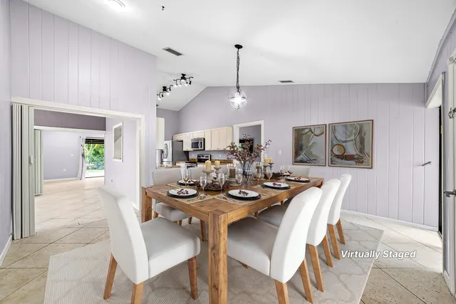 $685,000 | 6200 VÃa Tierra, Boca Raton, FL 33433