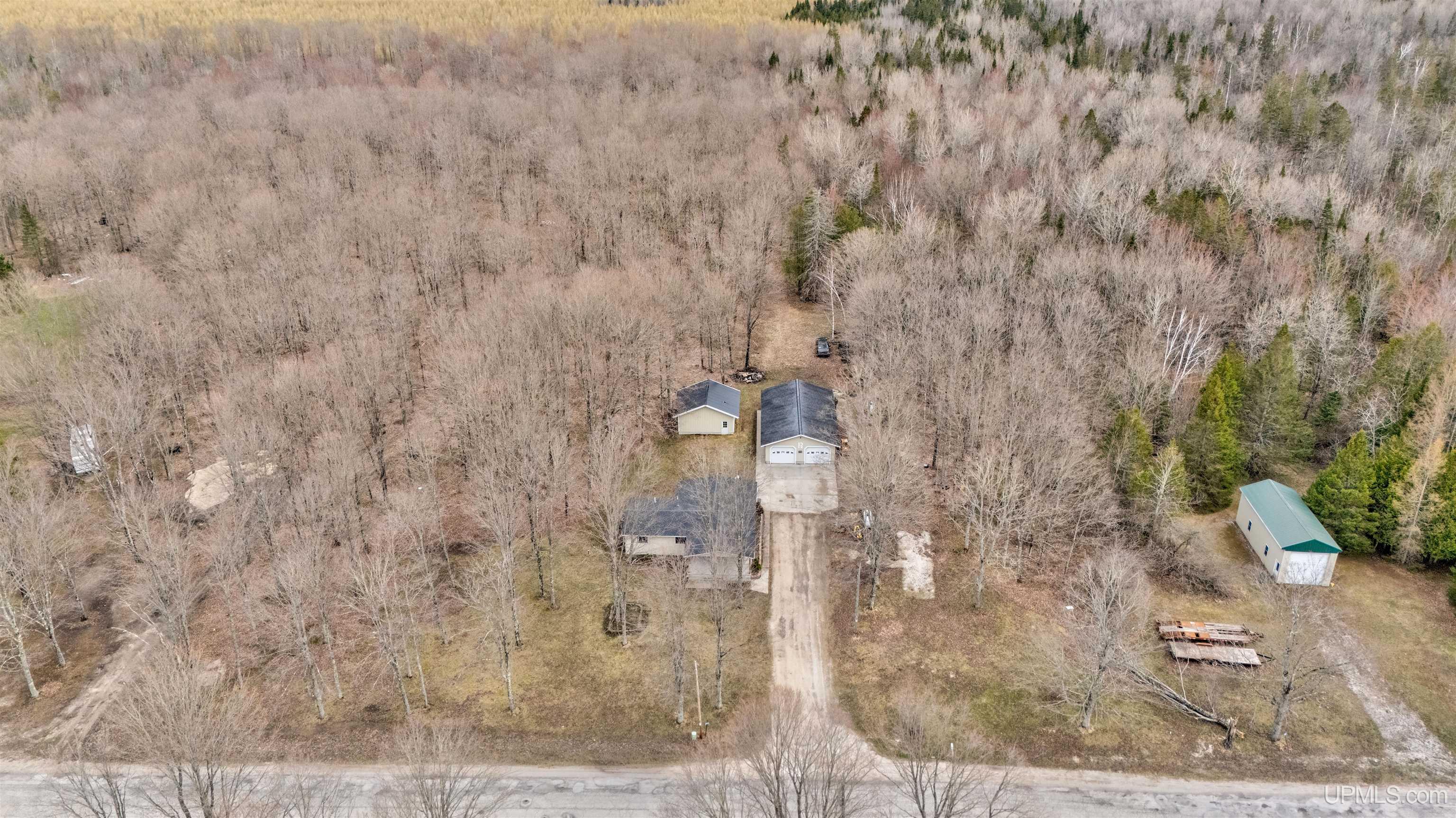 1683w Quarry Road Gulliver, MI 49840 - Photo 8 of 37