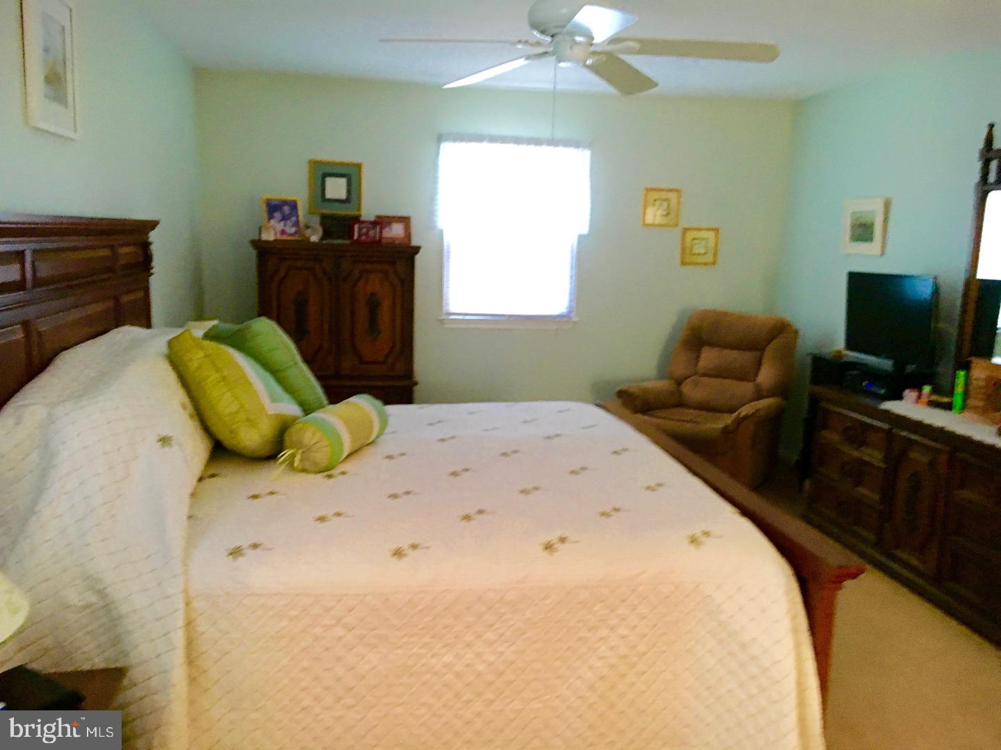 402 Cambridge Road Brookhaven, PA 19015 - Photo 17 of 21 Master Bedroom
