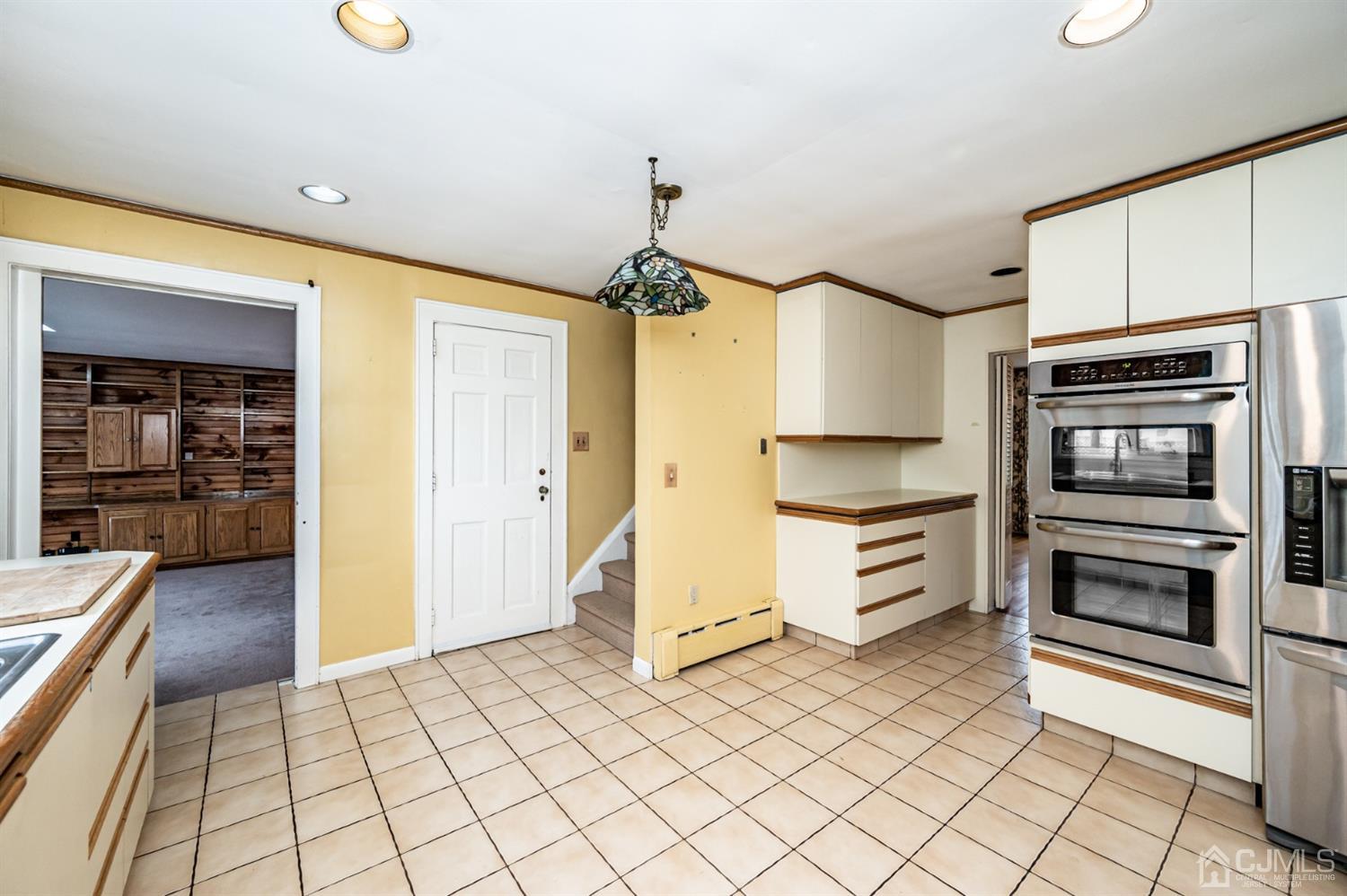 402 Franklin Road North Brunswick, NJ 08902 - Photo 13 of 40 Gallery Image 13