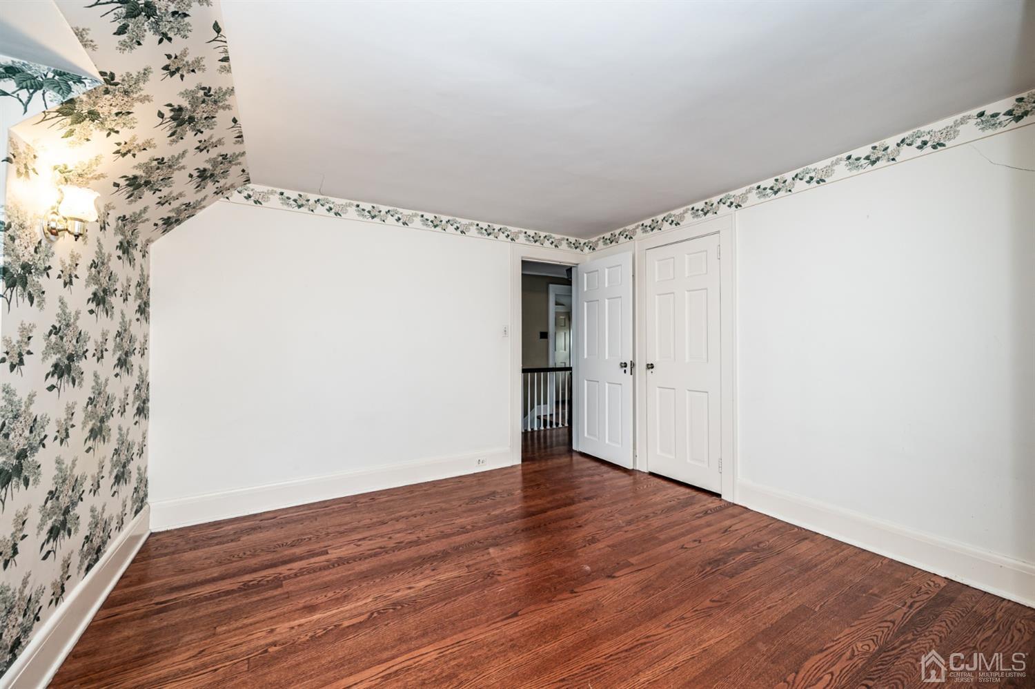 402 Franklin Road North Brunswick, NJ 08902 - Photo 27 of 40 Gallery Image 27