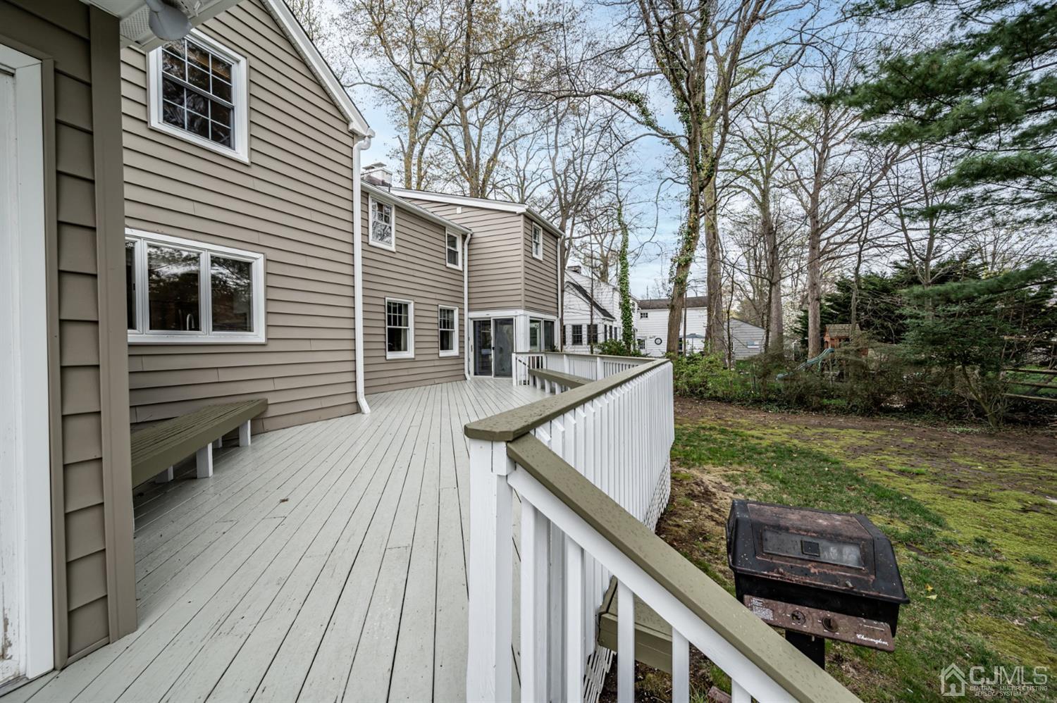 402 Franklin Road North Brunswick, NJ 08902 - Photo 35 of 40 Gallery Image 35