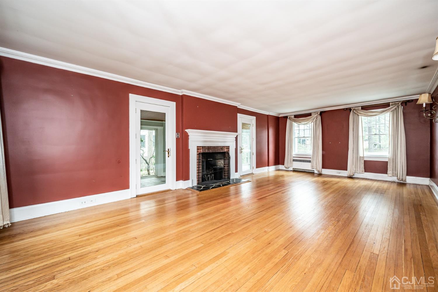 402 Franklin Road North Brunswick, NJ 08902 - Photo 8 of 40 Gallery Image 8