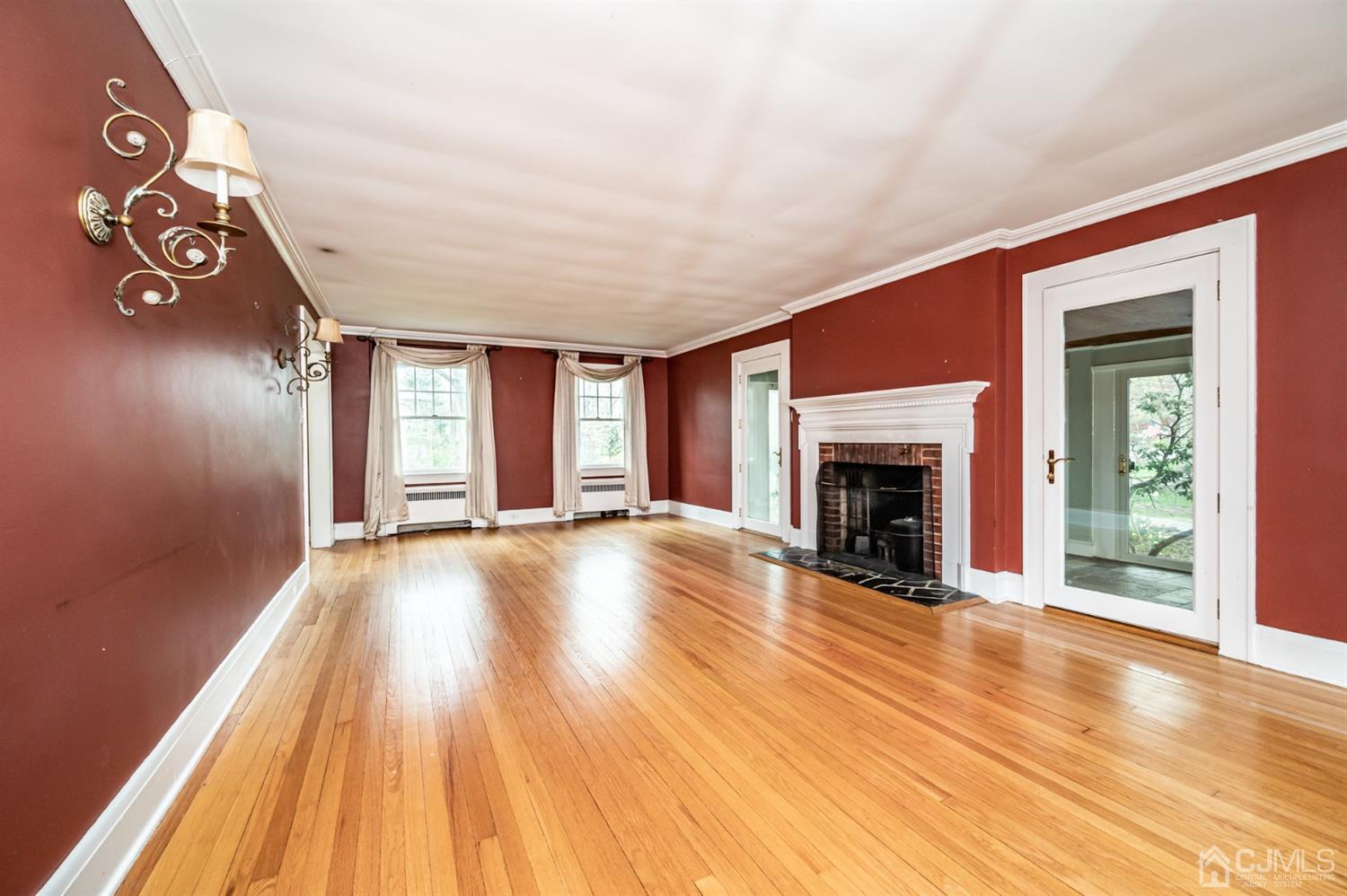 402 Franklin Road North Brunswick, NJ 08902 - Photo 10 of 40 Gallery Image 10