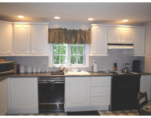 72 Sargent Road Winchester, MA 01890 - Photo 6 of 9 Gallery Image 6