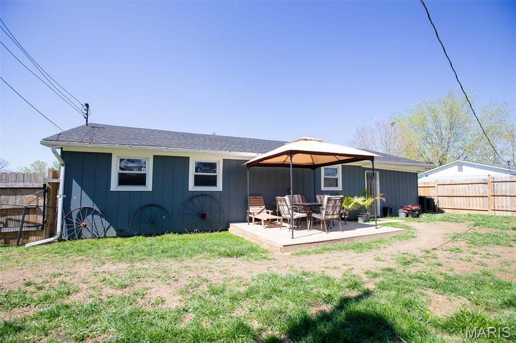 404 Colby Street Bourbon, MO 65441 - Photo 23 of 29